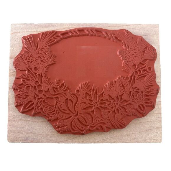 NEW! CHRISTMAS WREATH PSX K-386 POINTSETTA PINE CONE HOLLY BERRY WREATH frame - Picture 2 of 3